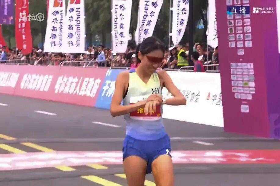 IM电竞亚洲首选-“最快女护士”哭诉引争议！苏群：夺冠其实没奖金，可辞职当网红