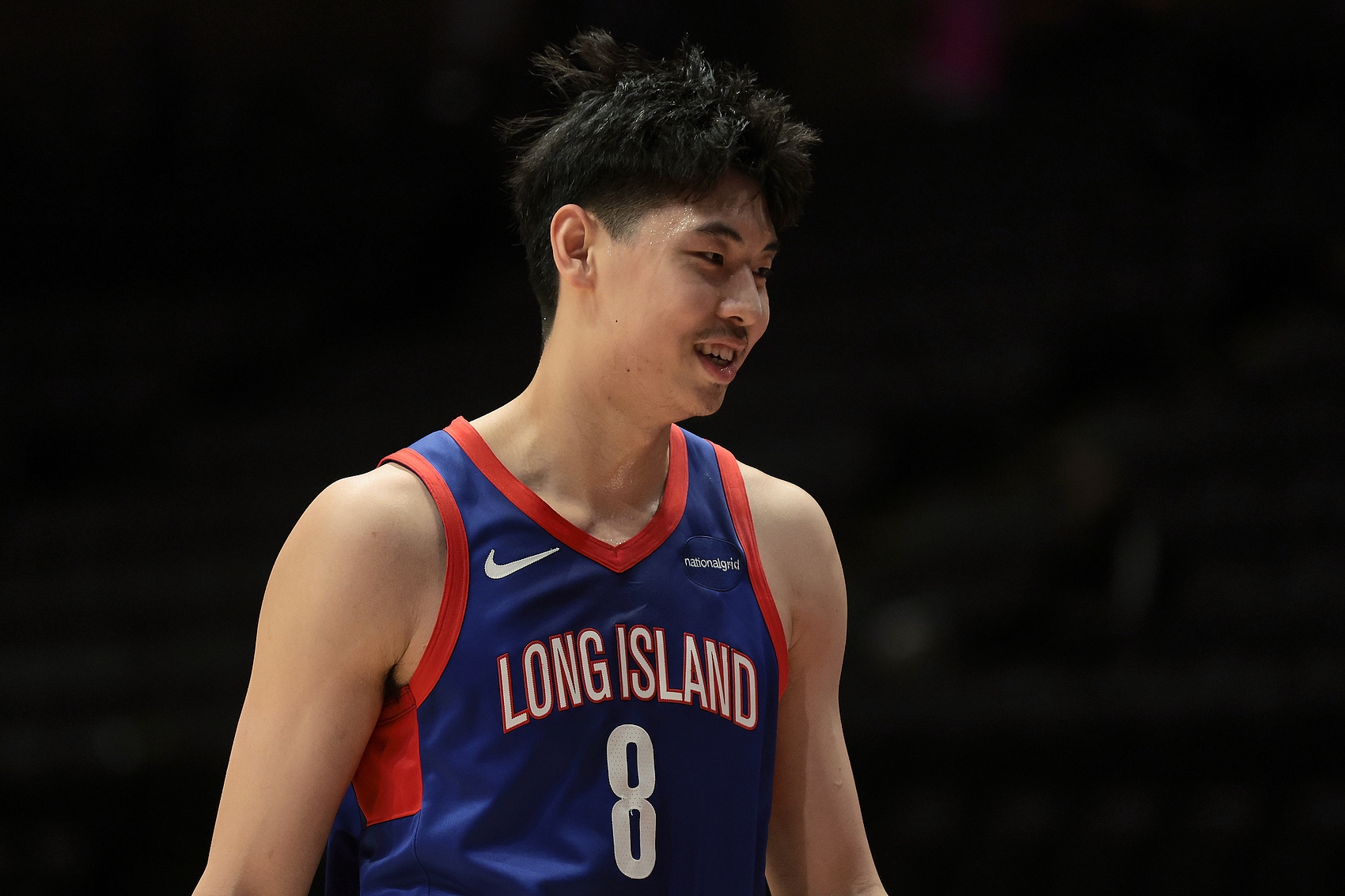 IM电竞真人游戏-崔永熙谈运动员睡眠管理：向詹姆斯请教快速入静入睡秘诀