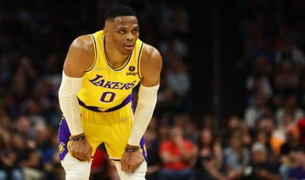 IM电竞真人游戏-被买断才是韦少归宿？留守爵士可能性同样存在